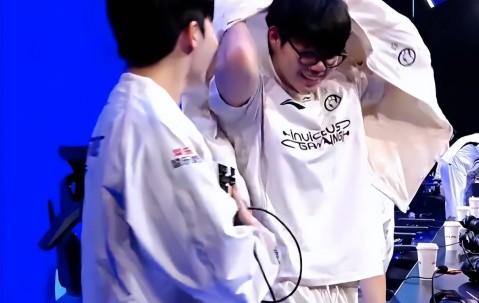 Kaiyun-Rookie遭遇七连败，DWG教练面临压力！的简单介绍