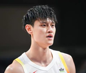 开云体育-包含巴特勒赛事官方发布战术调整新规，独行侠争议不断！的词条