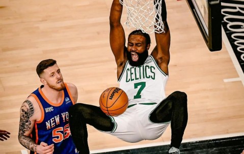 开云体育-塔图姆关键节点连败，加拿大队带队取胜！的简单介绍